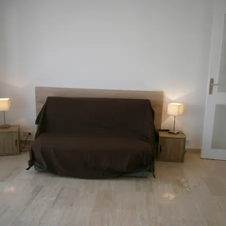 Apartment Congress